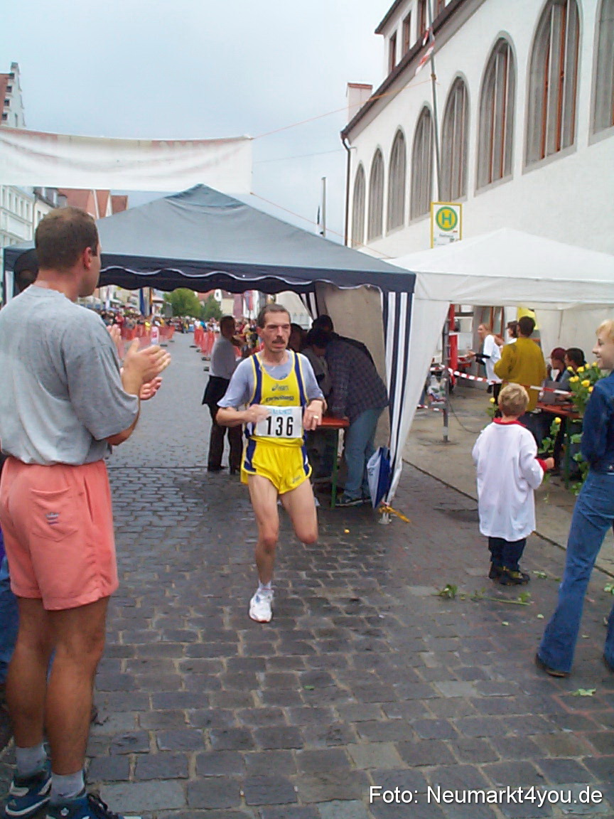 Stadtlauf Neumarkt 030900 0045