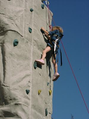 1DAV Kletterturm im Einsatz