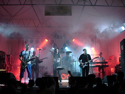 1J O Y auf der Buehne Unterer Markt