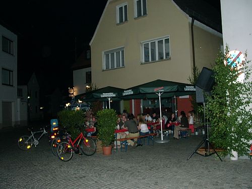 G6 Internetcafe mit Biergarten und Wolfgang Klaiber