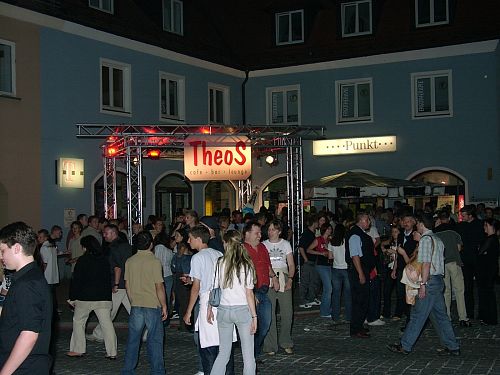 Theos Cafe Bar Lounge am Unteren Markt