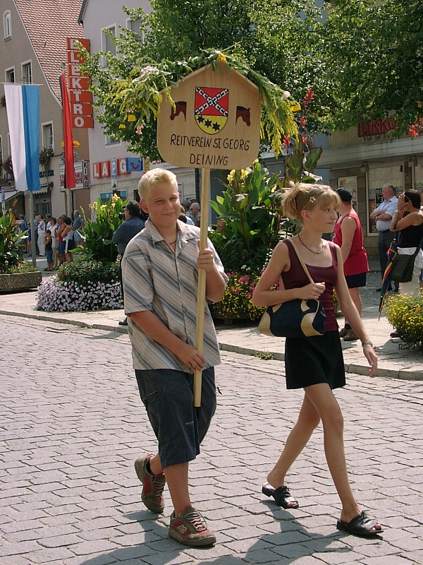 0100 Volksfestzug 110803