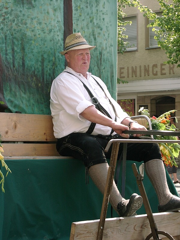 0160 Volksfestzug 110803