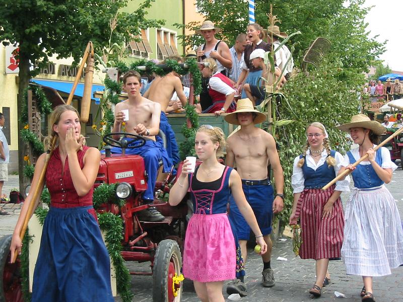 0220 Volksfestzug 110803