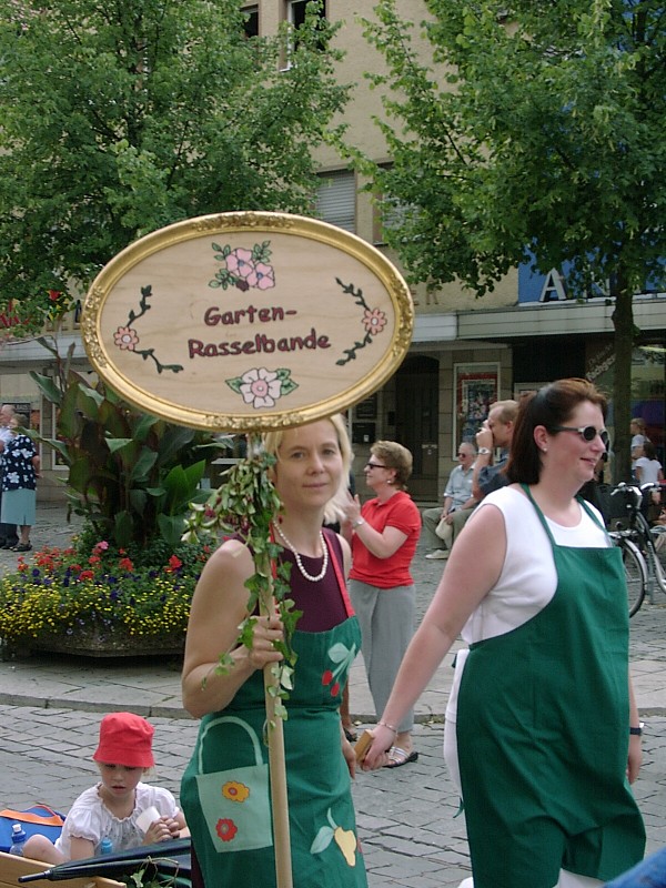 0240 Volksfestzug 110803