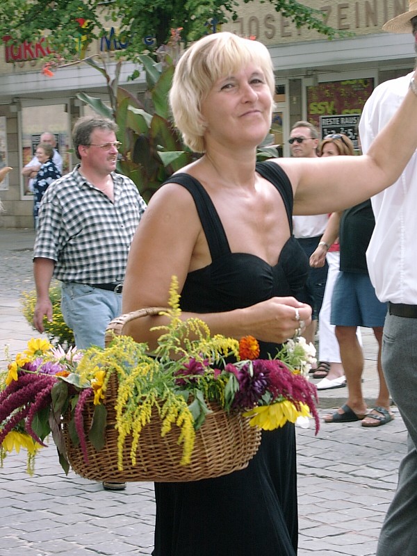 0245 Volksfestzug 110803