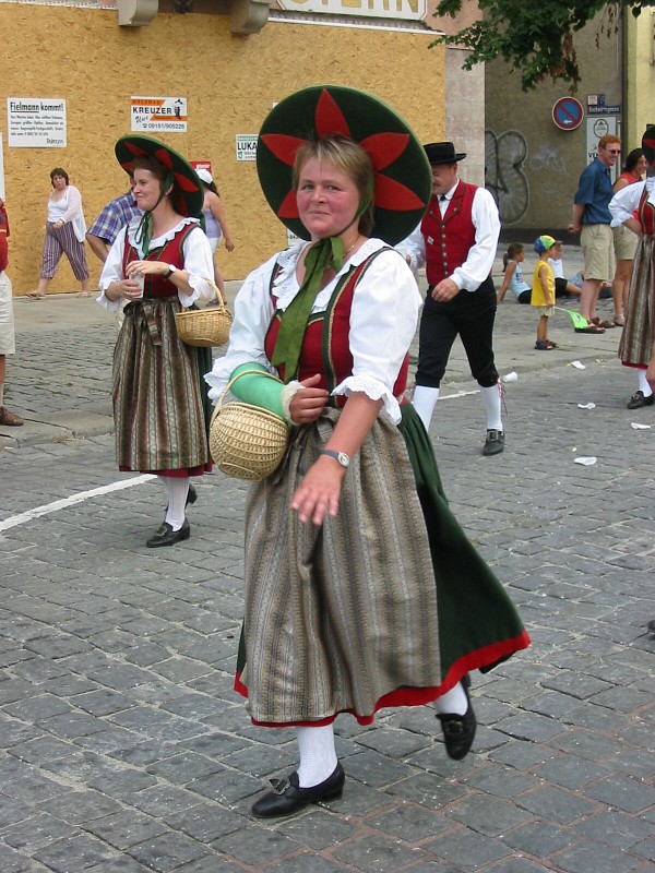 0365 Volksfestzug 110803