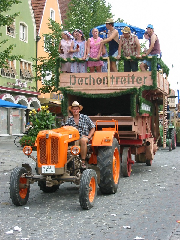 0380 Volksfestzug 110803