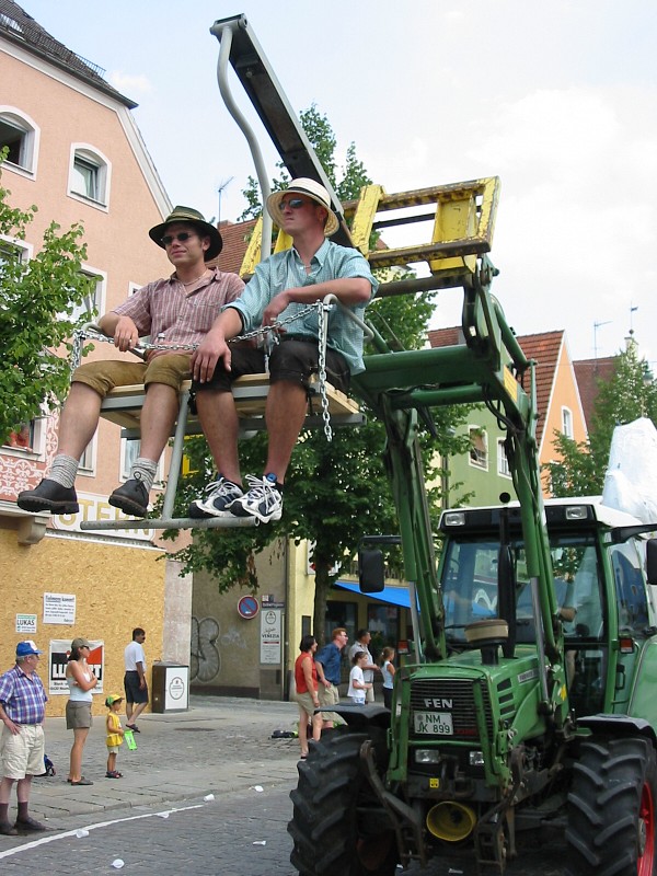 0395 Volksfestzug 110803