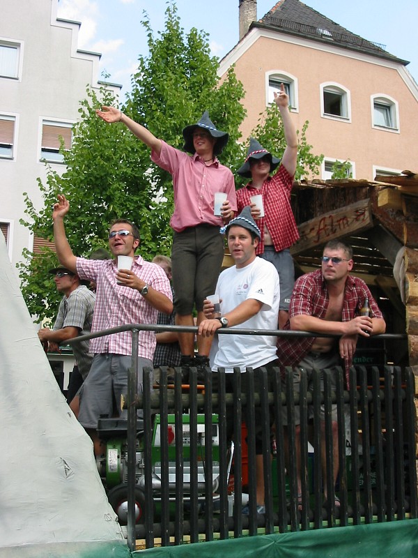 0400 Volksfestzug 110803