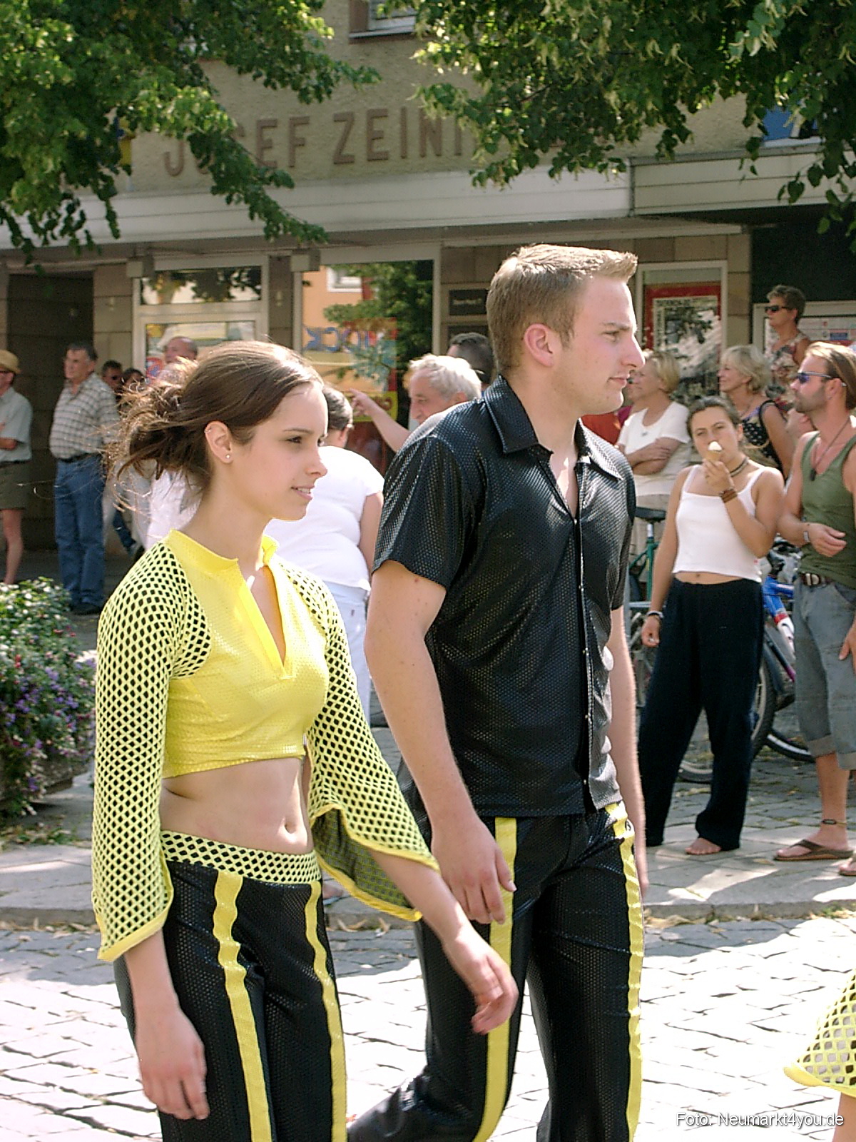 Volksfestzug 2004 02