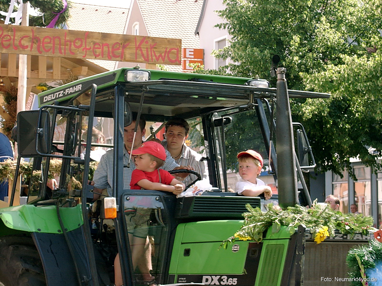 Volksfestzug 2004 10