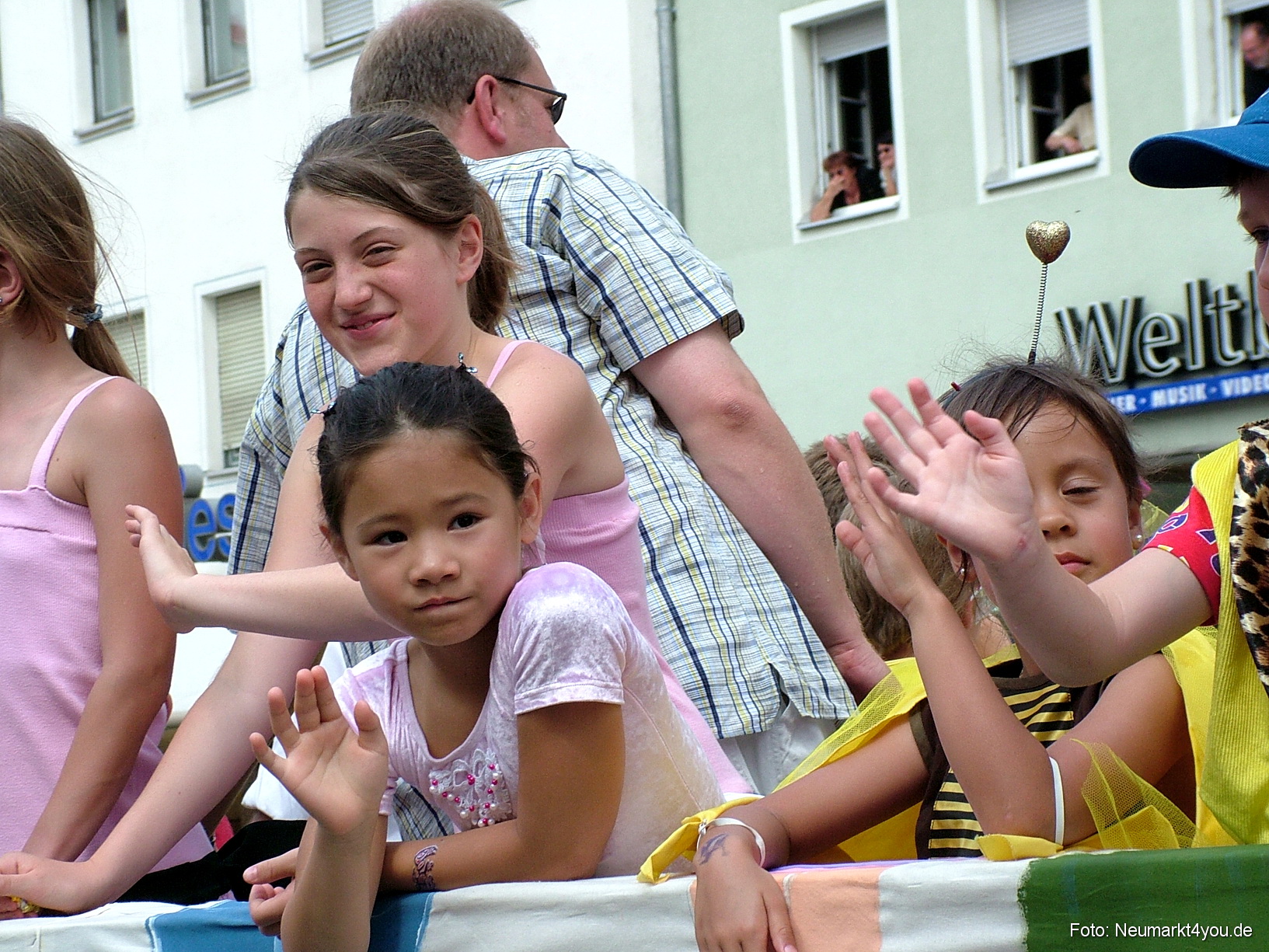 Volksfestzug 2004 110