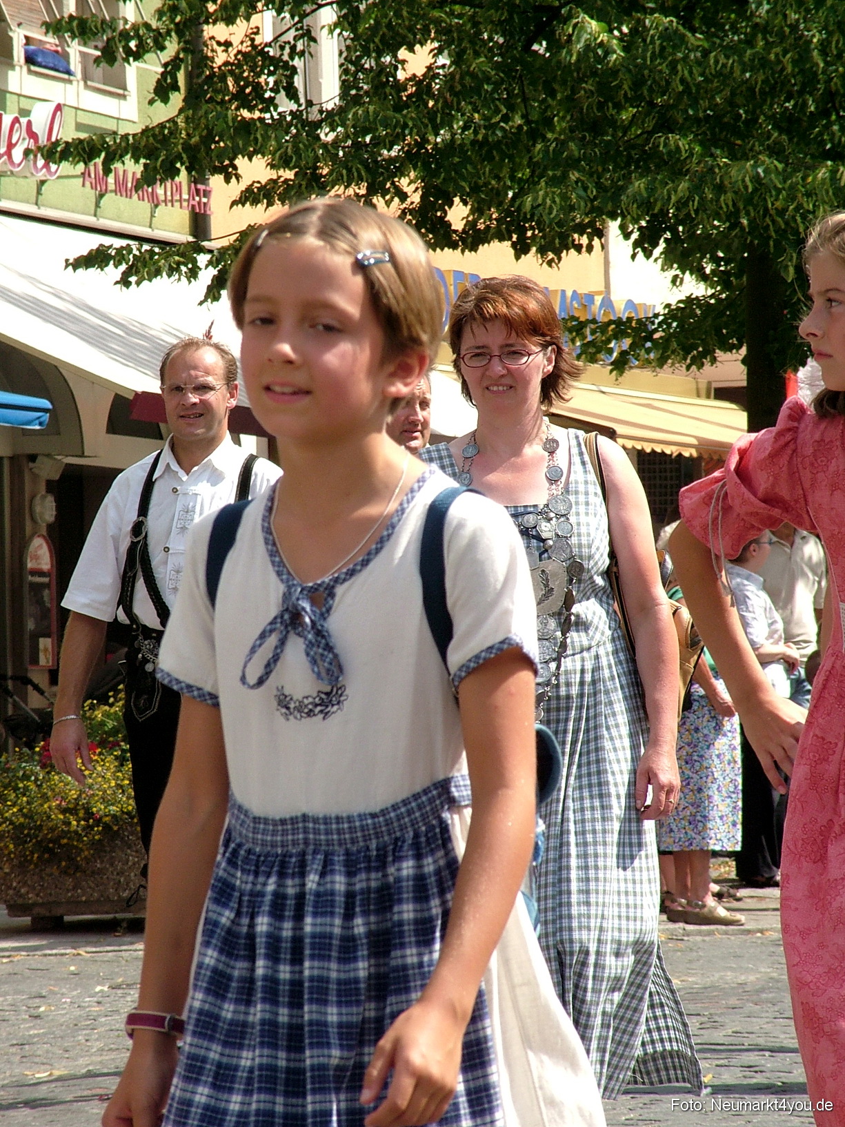 Volksfestzug 2004 115