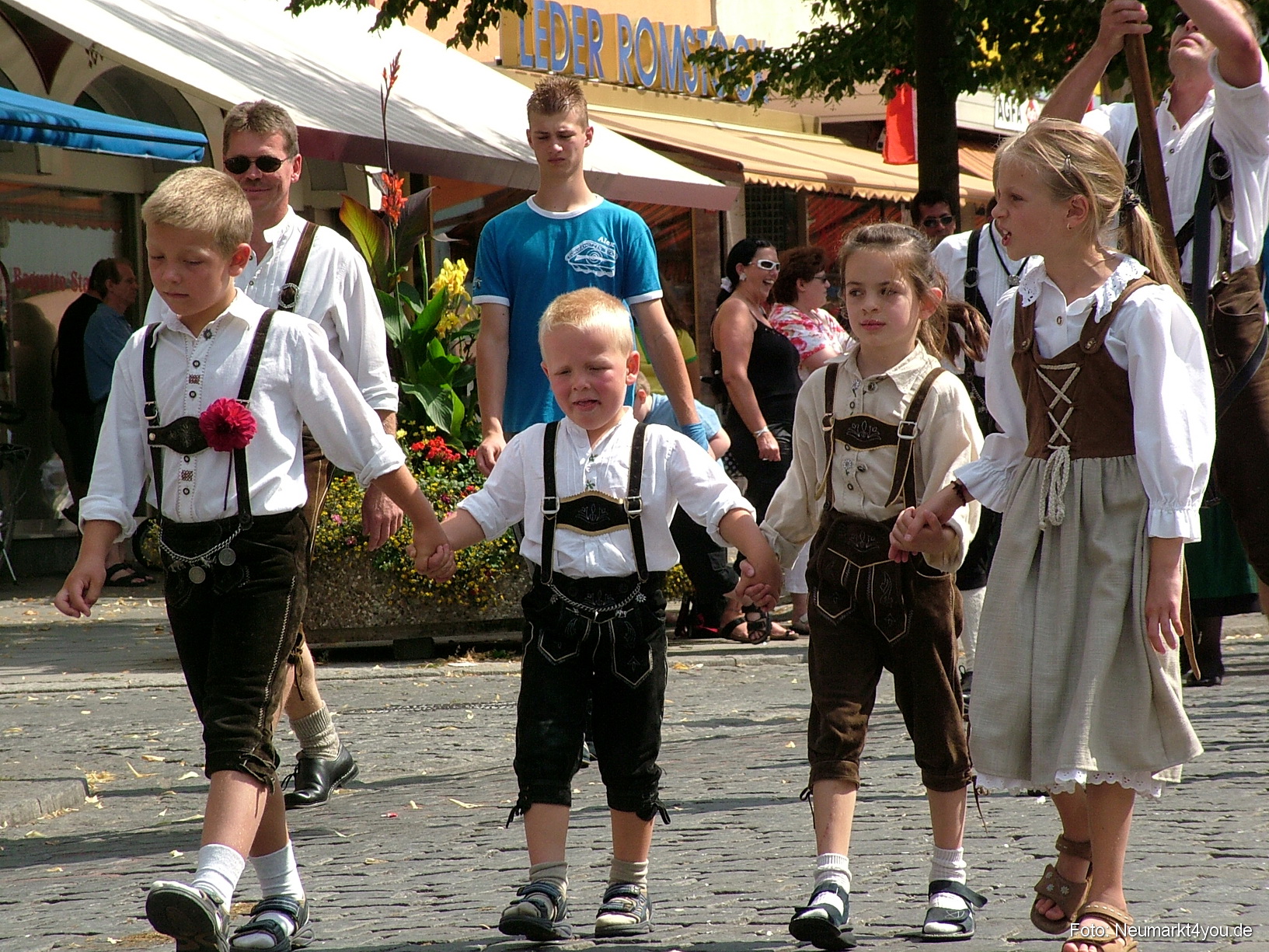 Volksfestzug 2004 118