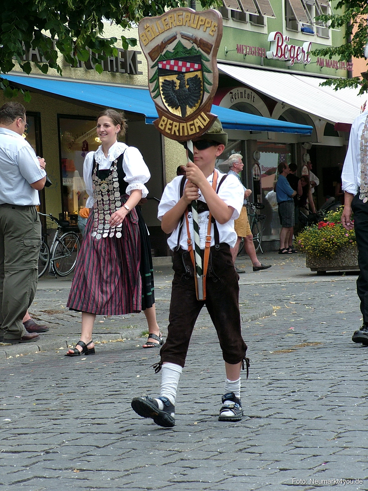Volksfestzug 2004 123