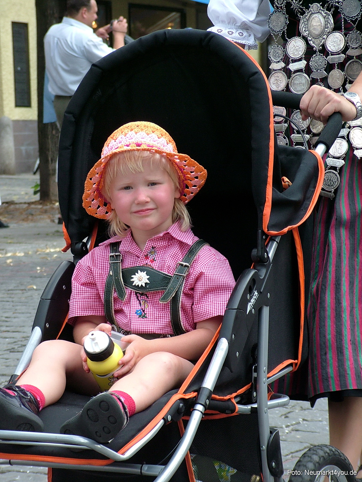 Volksfestzug 2004 124