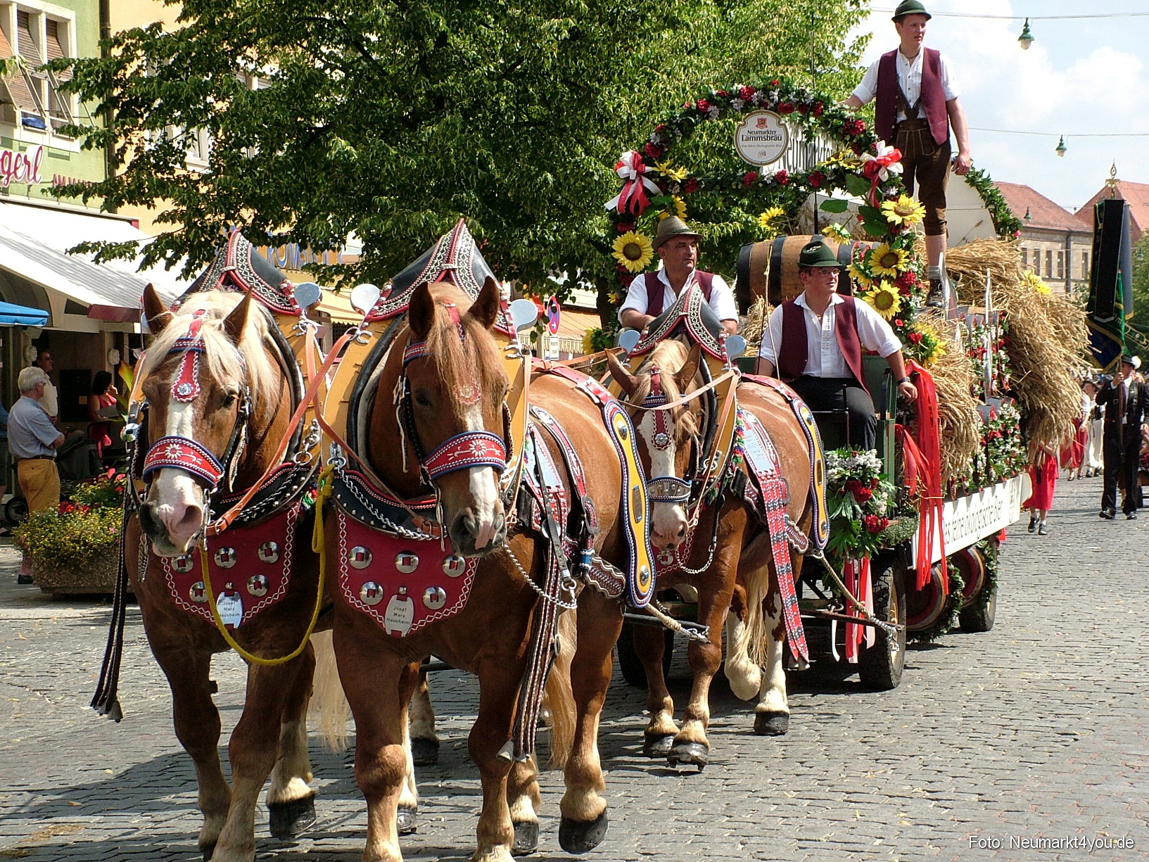 Volksfestzug 2004 130