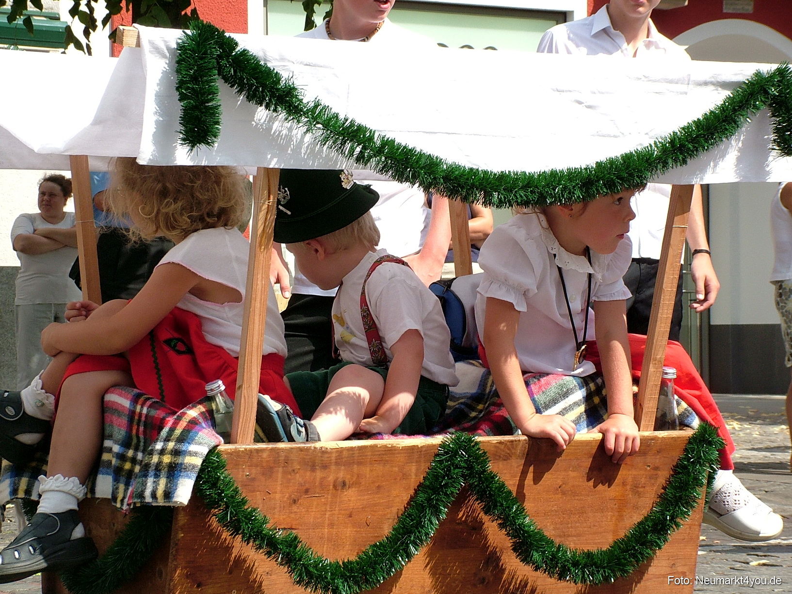 Volksfestzug 2004 132