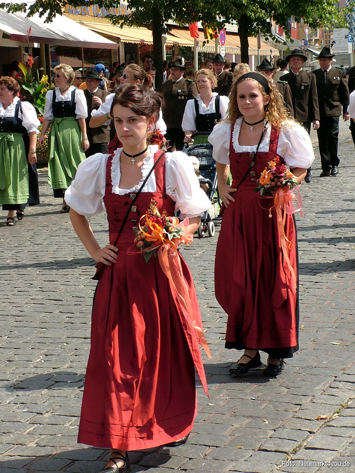 Volksfestzug 2004 134