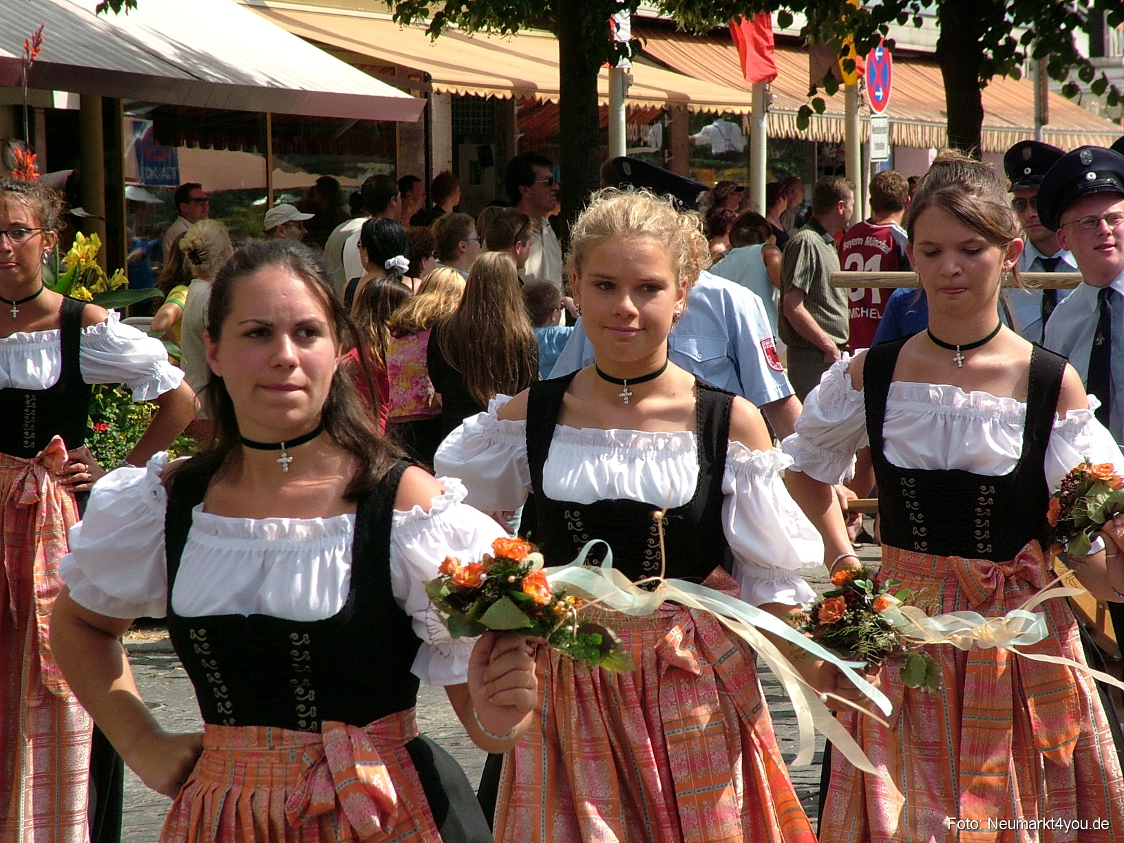 Volksfestzug 2004 137