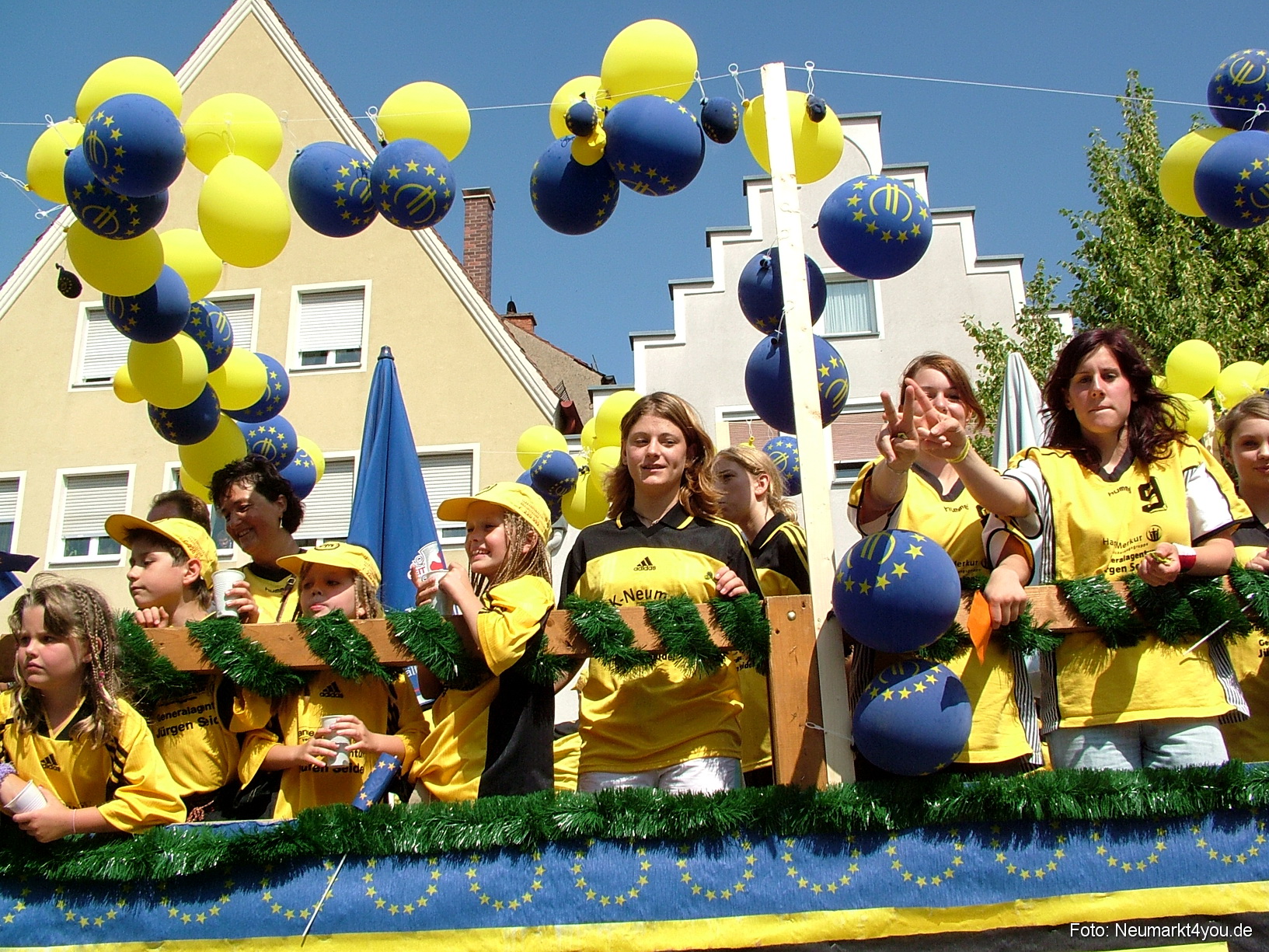 Volksfestzug 2004 162