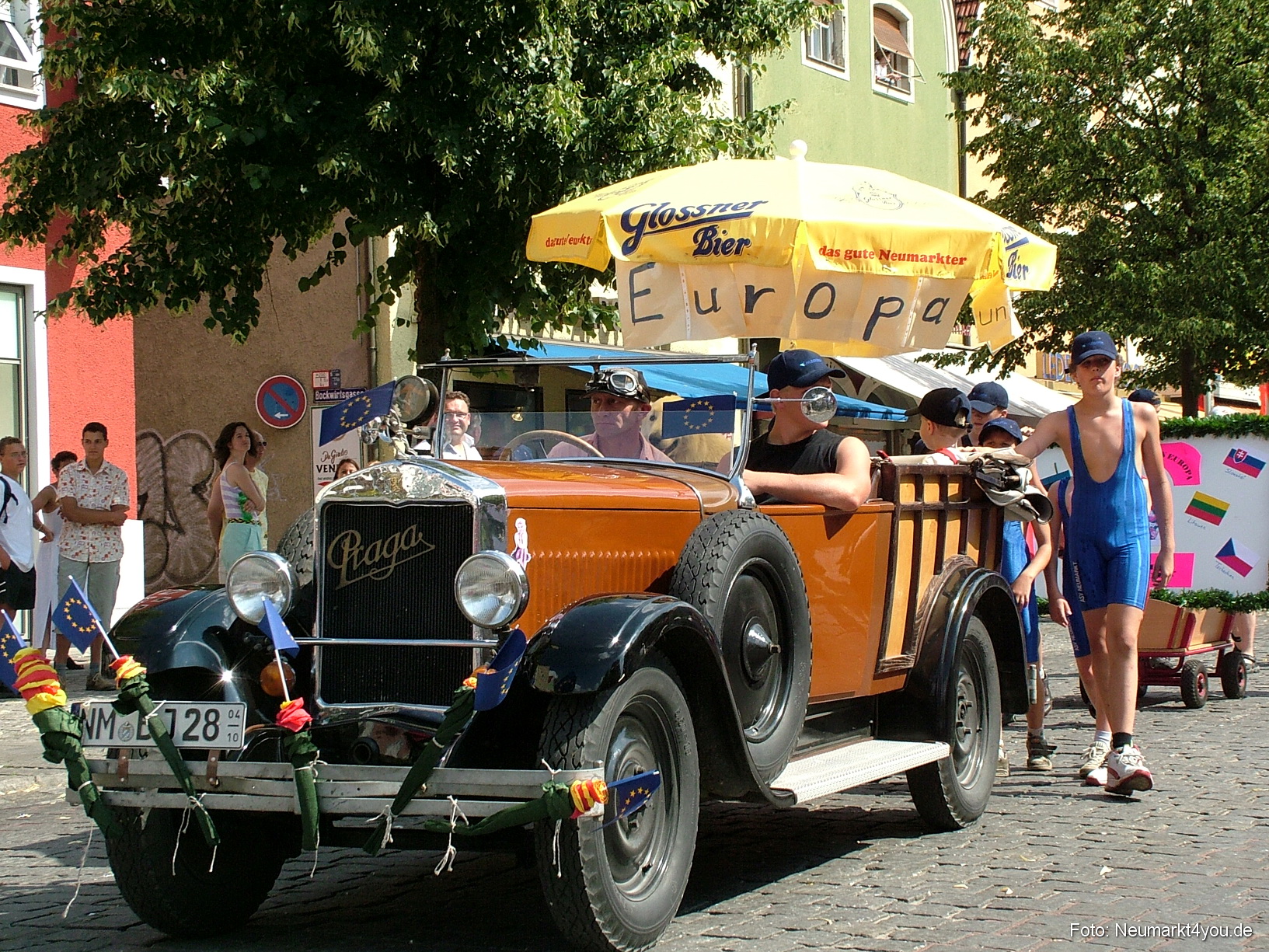 Volksfestzug 2004 164