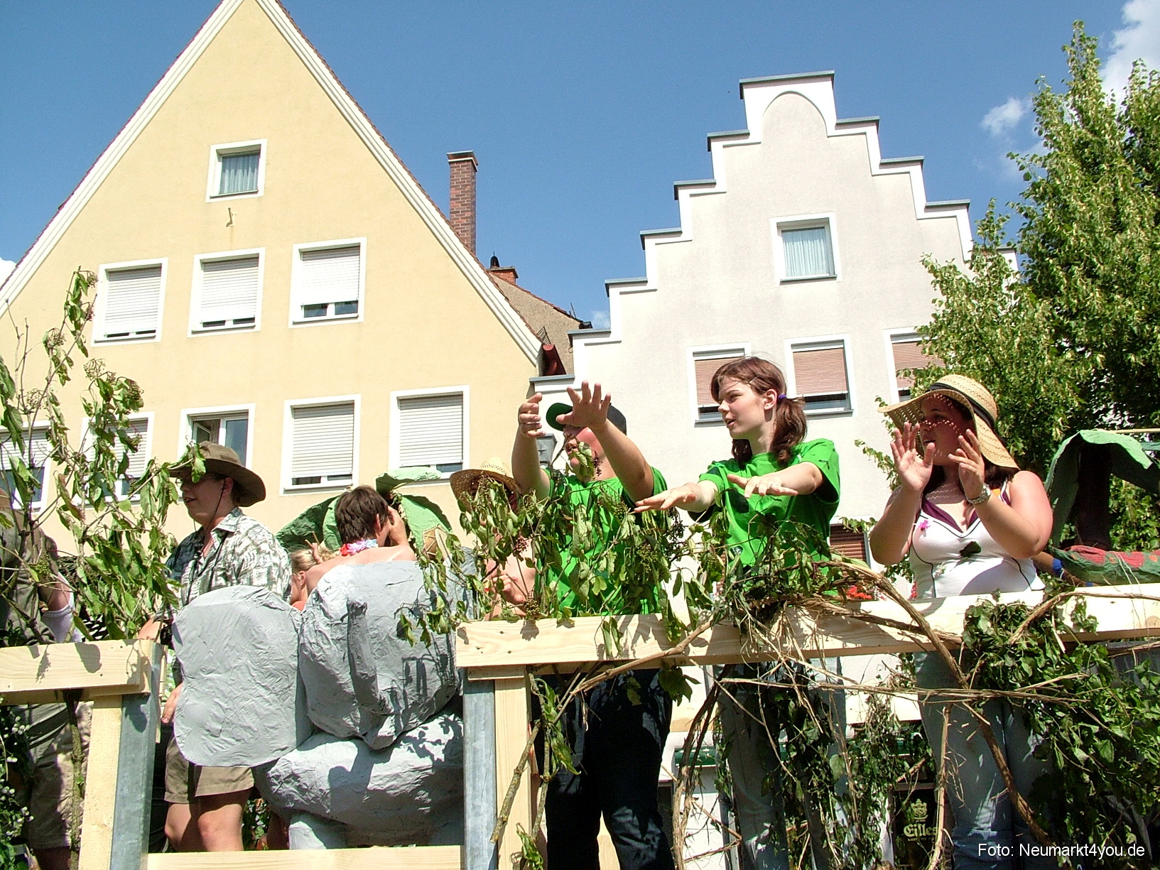 Volksfestzug 2004 166