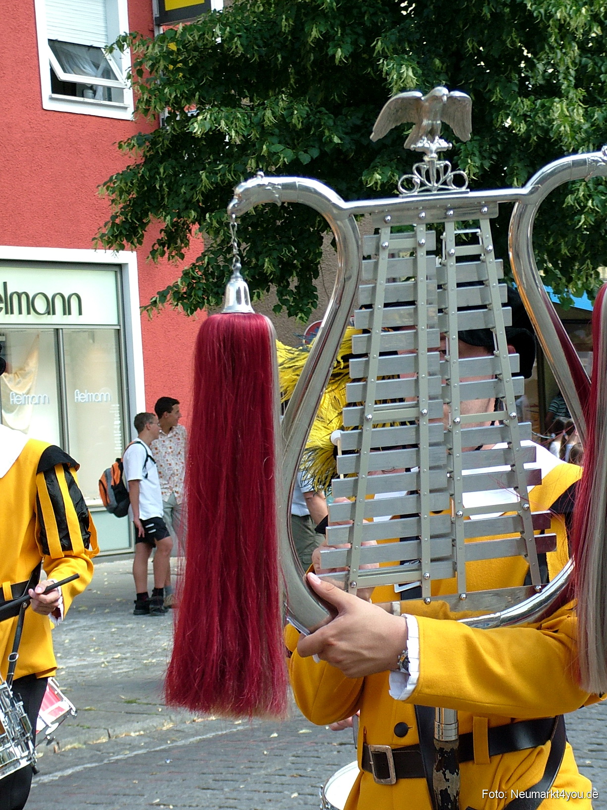 Volksfestzug 2004 173