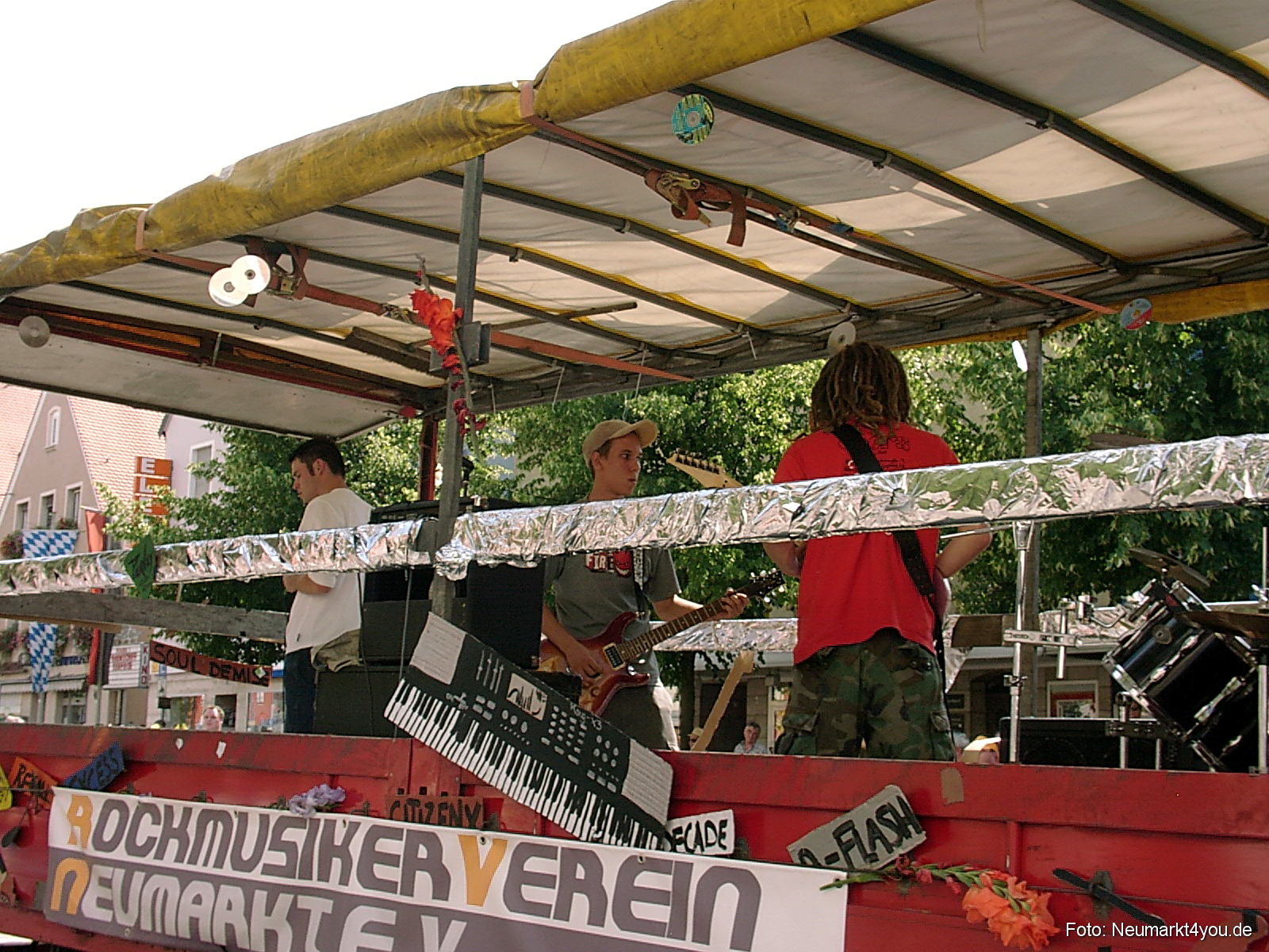 Volksfestzug 2004 19