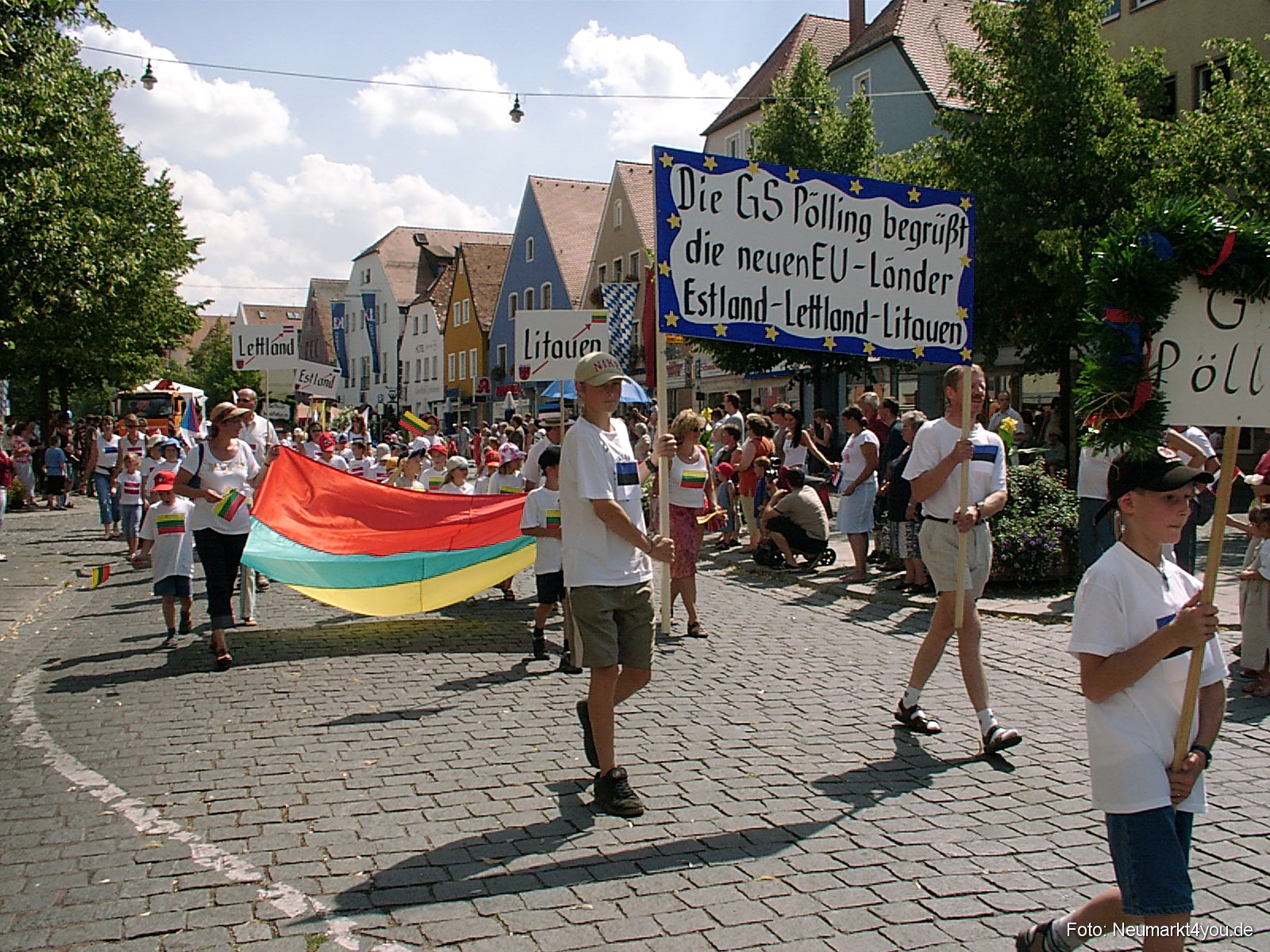Volksfestzug 2004 205