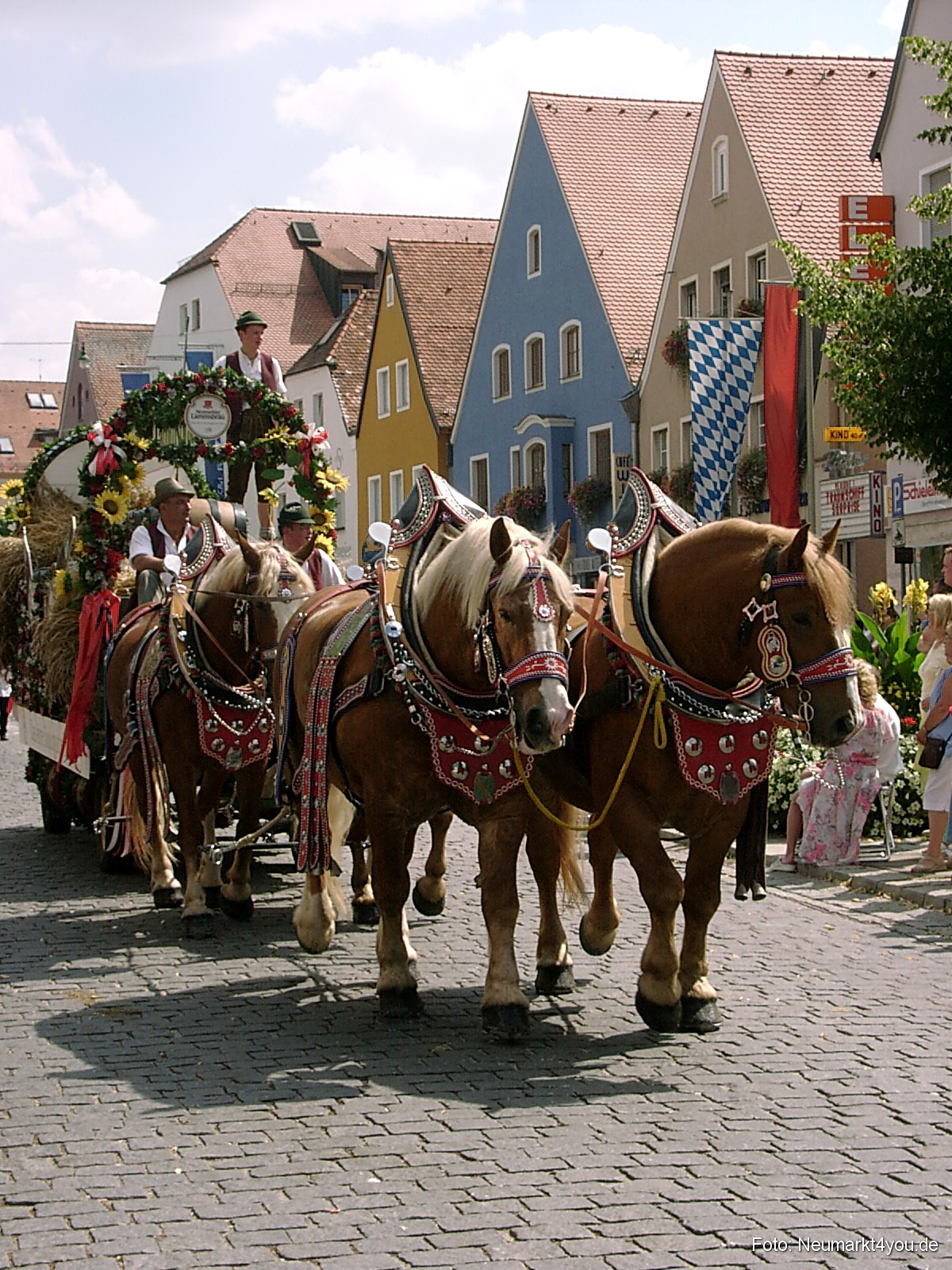 Volksfestzug 2004 22