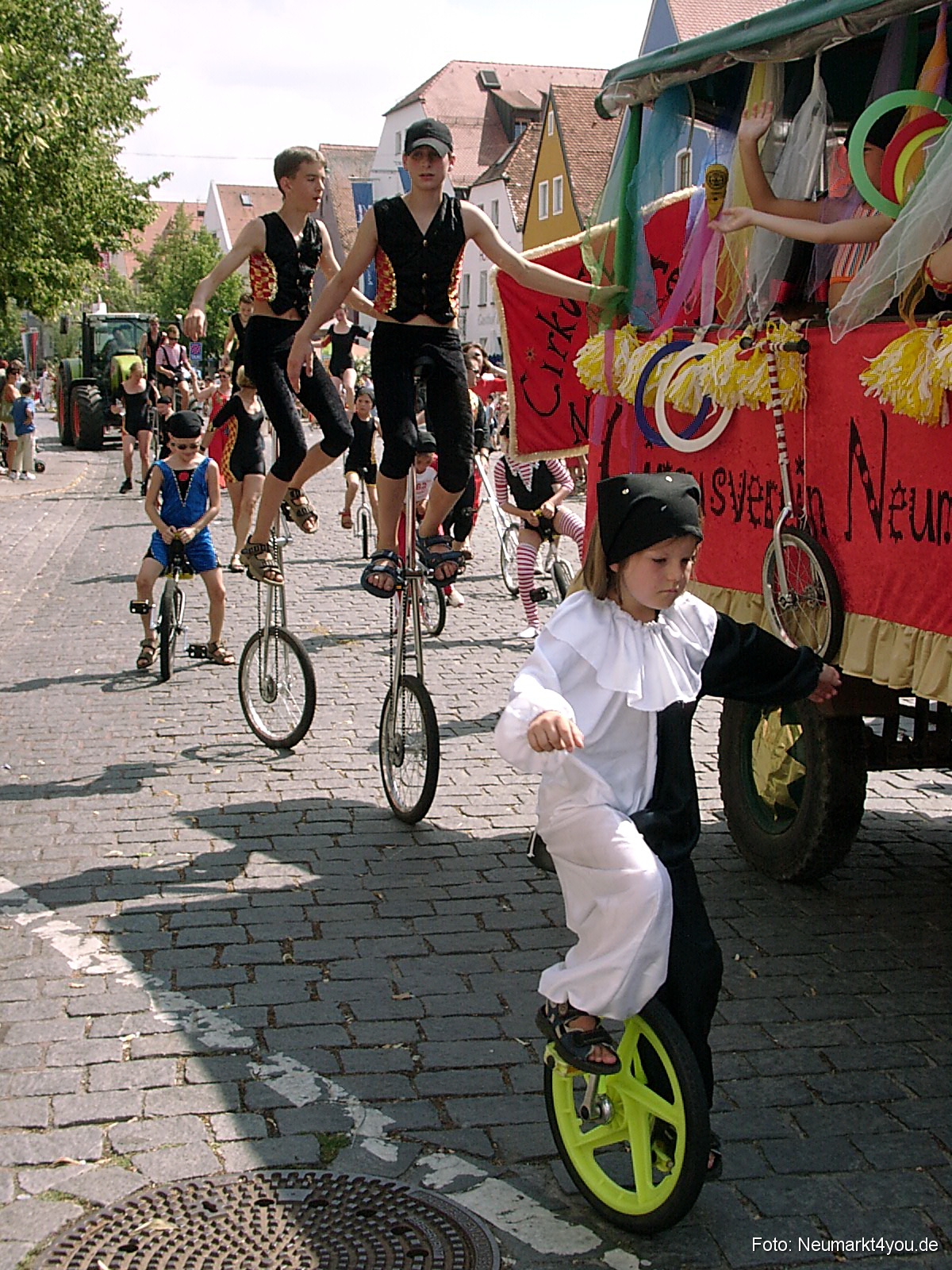 Volksfestzug 2004 222
