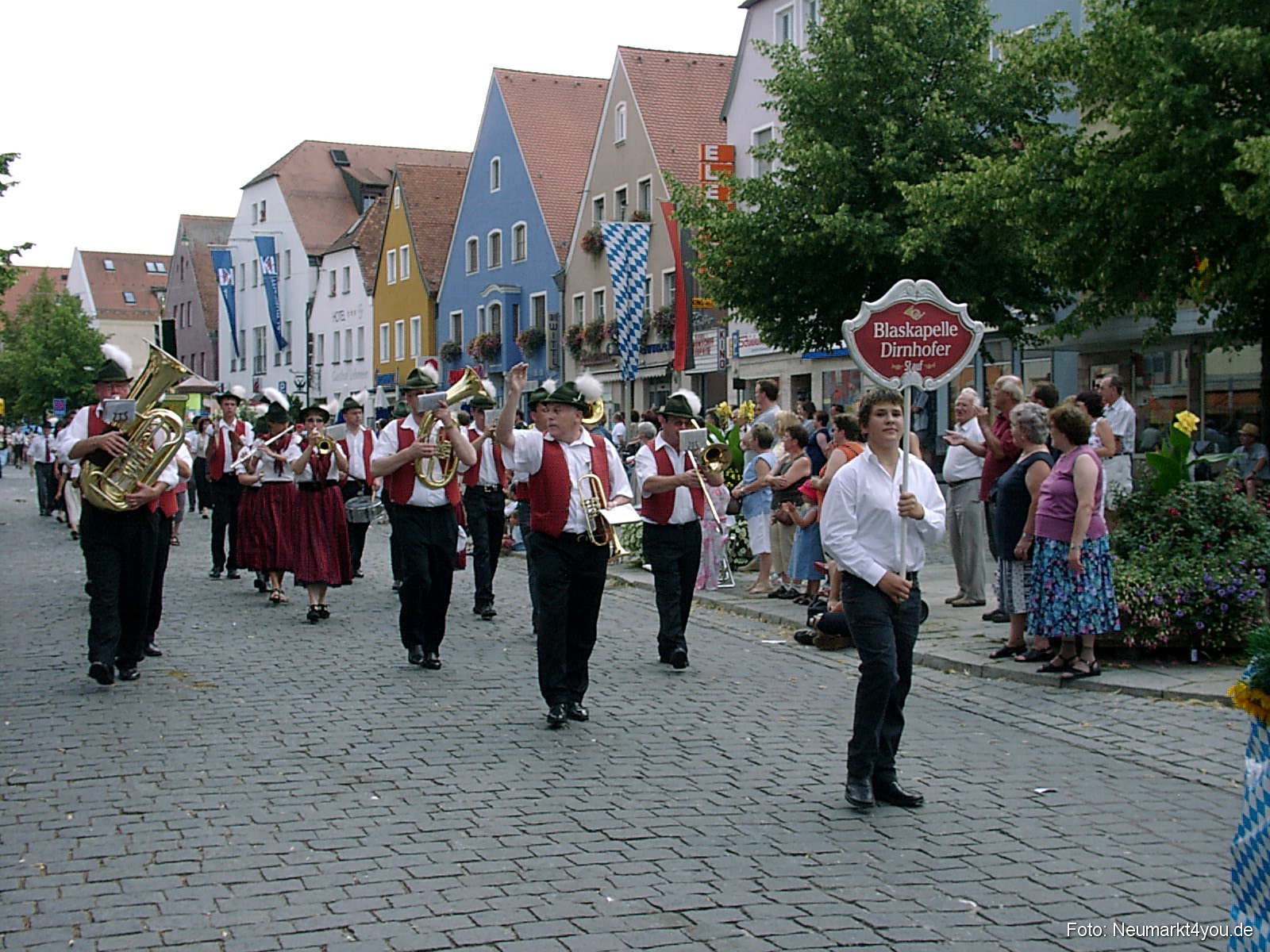 Volksfestzug 2004 230