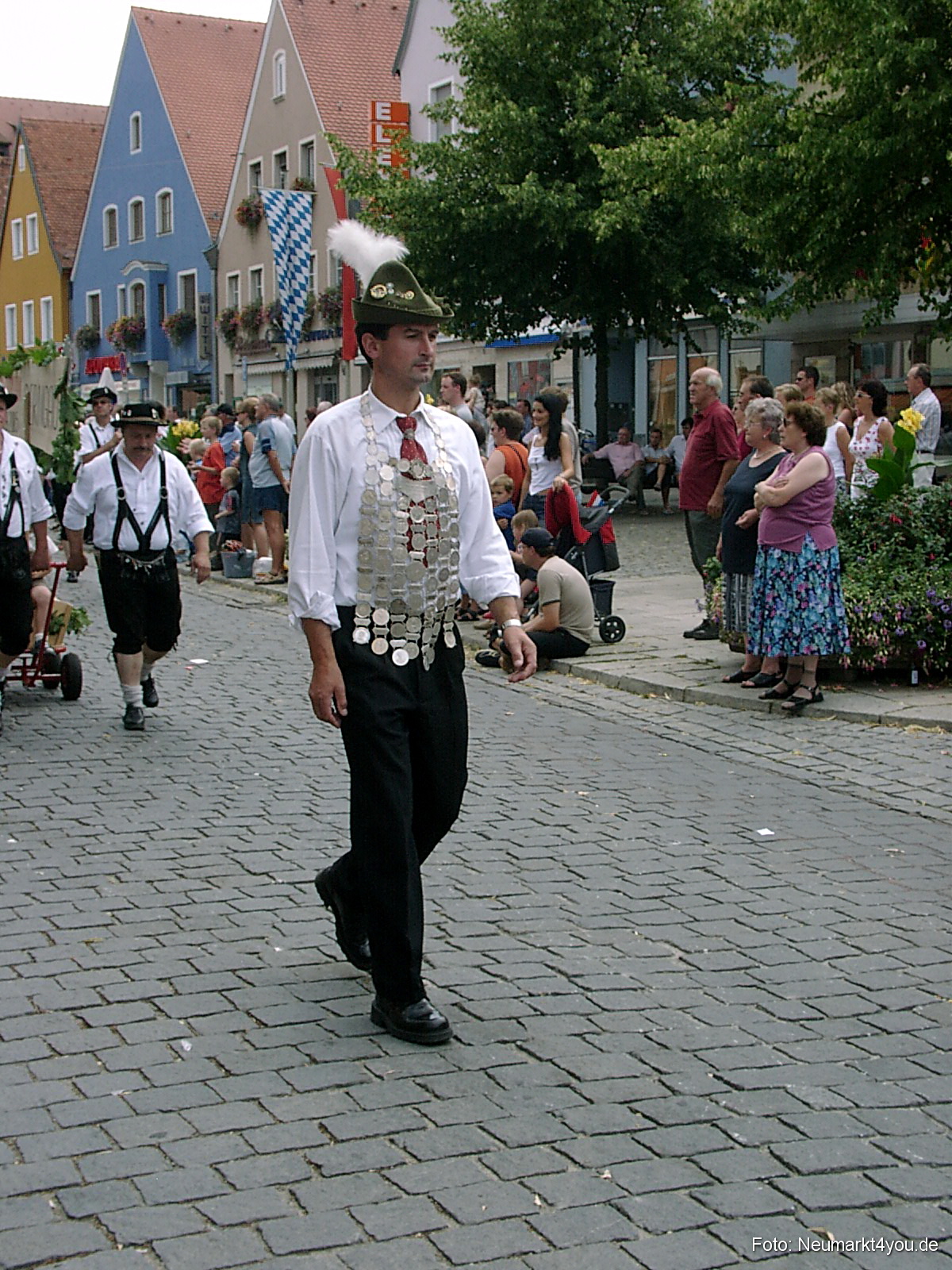 Volksfestzug 2004 240