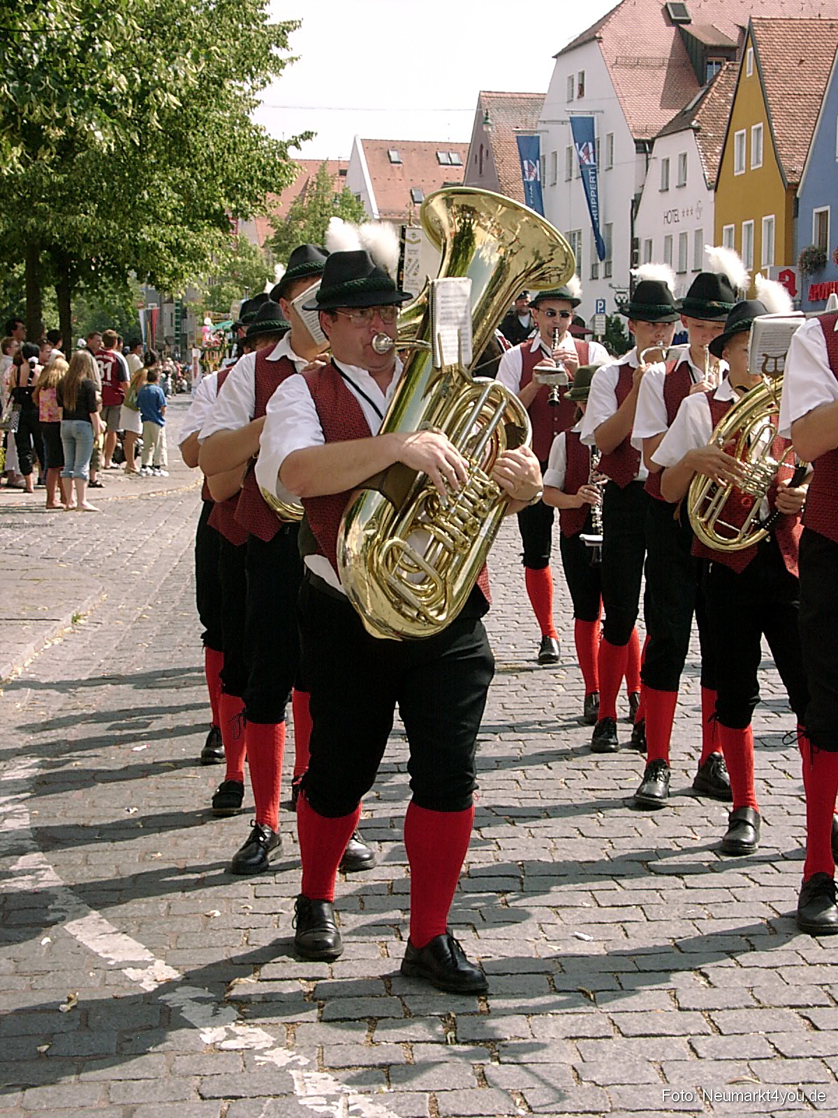 Volksfestzug 2004 31
