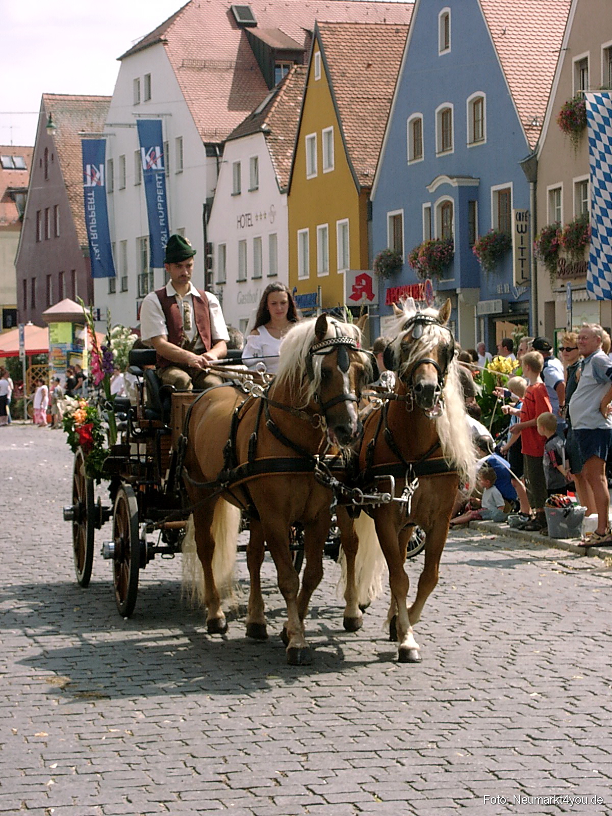 Volksfestzug 2004 47