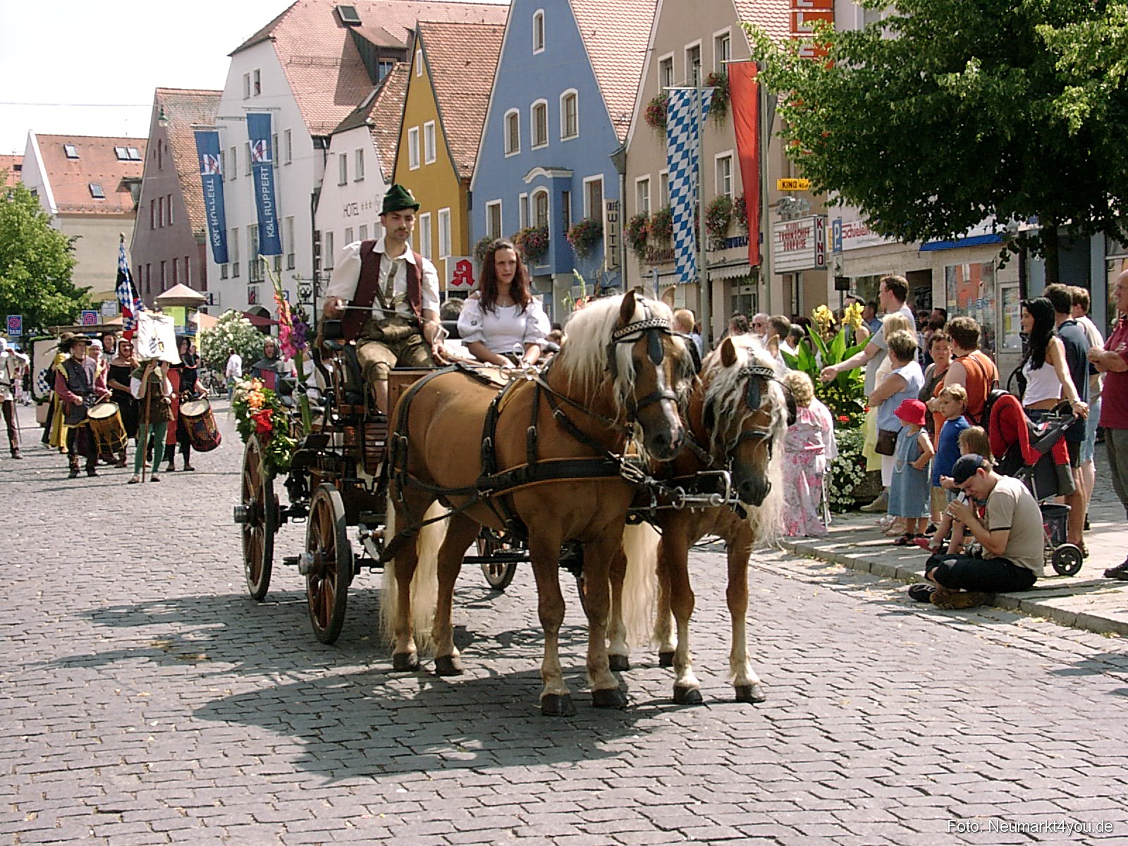 Volksfestzug 2004 49