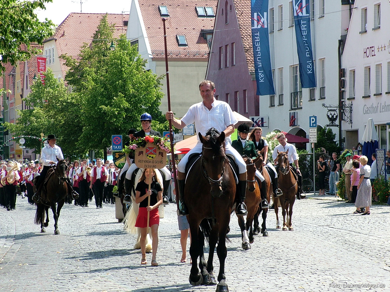 Volksfestzug 2004 66