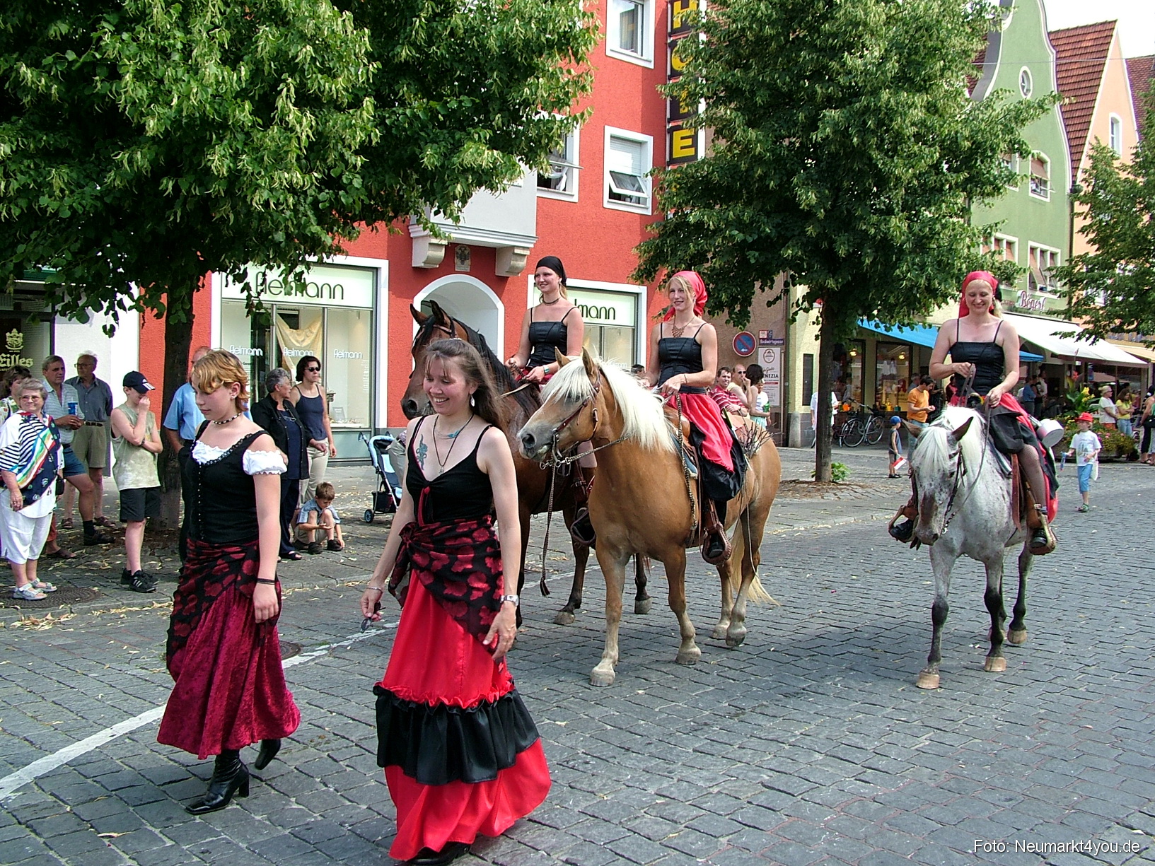 Volksfestzug 2004 95