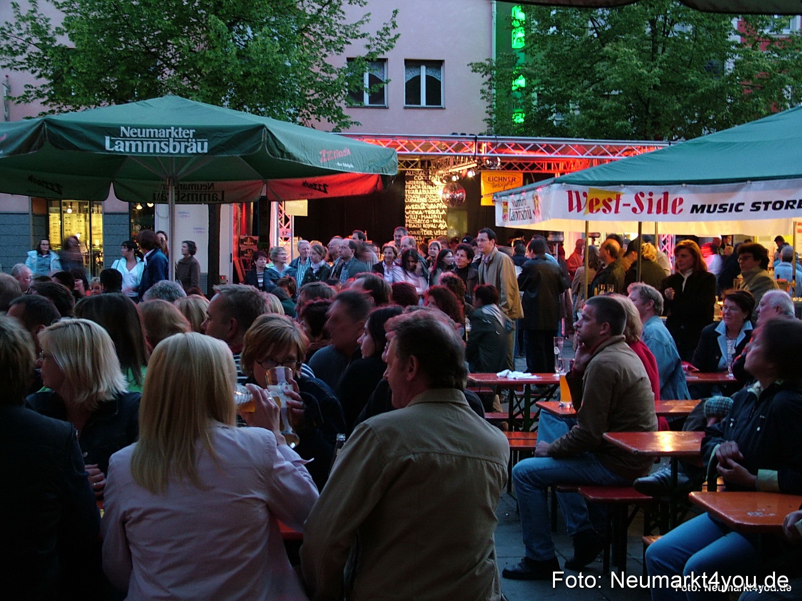 The Hot Flamingo Players 147