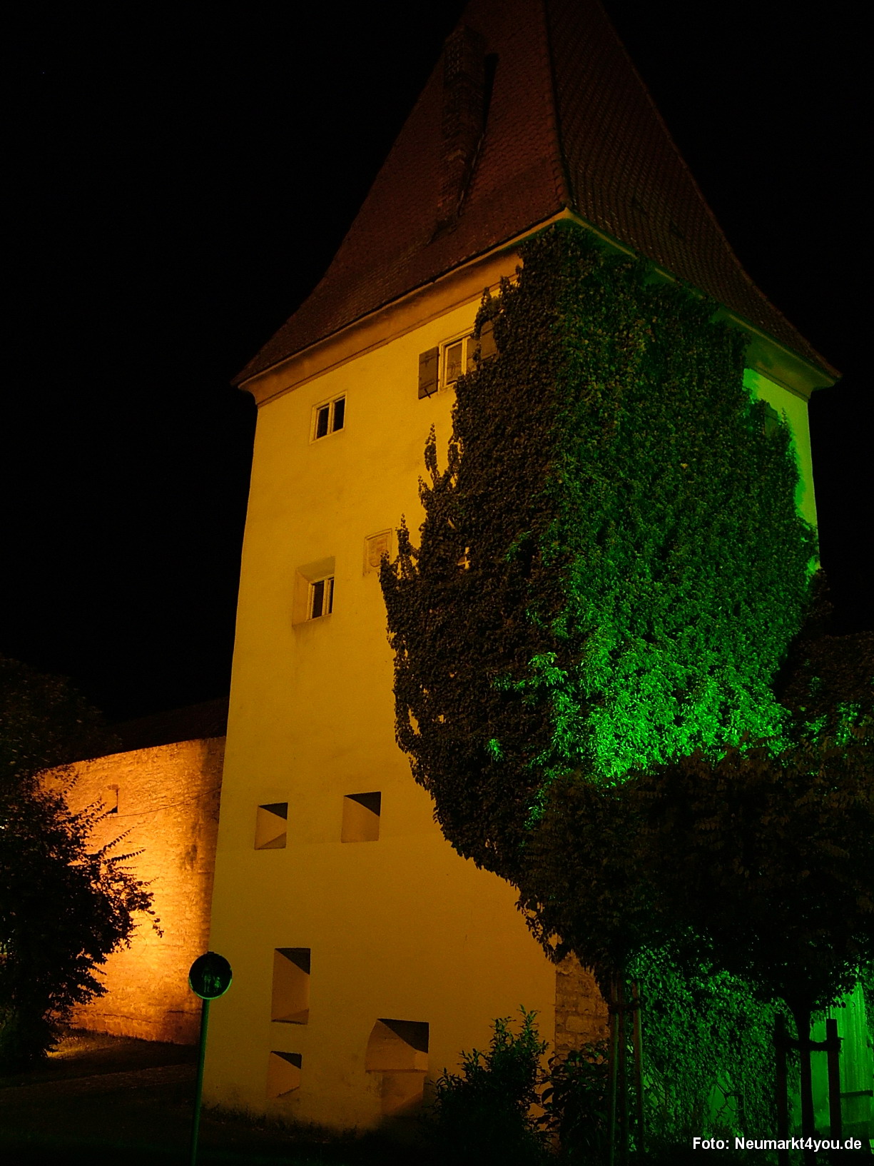 Wehrmauer Berching 018