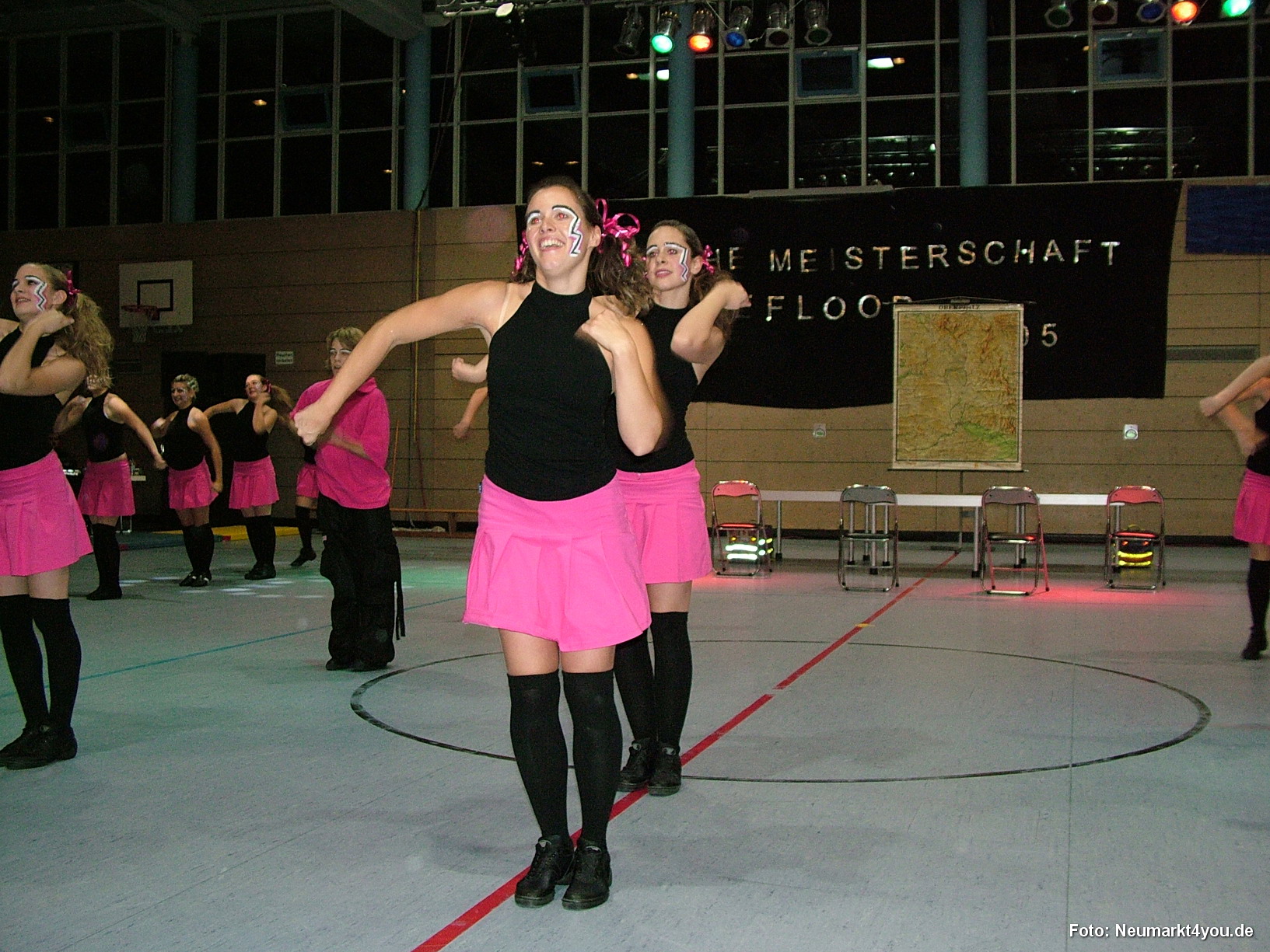 01 017 Danceflor Neumarkt