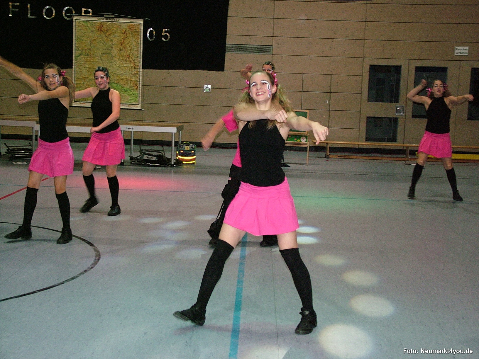 01 025 Danceflor Neumarkt