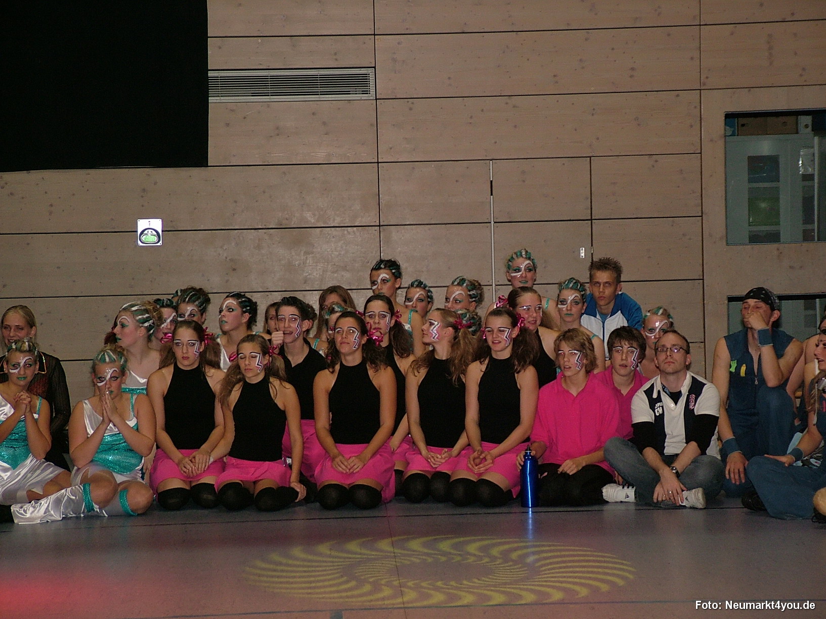 01 030 Danceflor Neumarkt