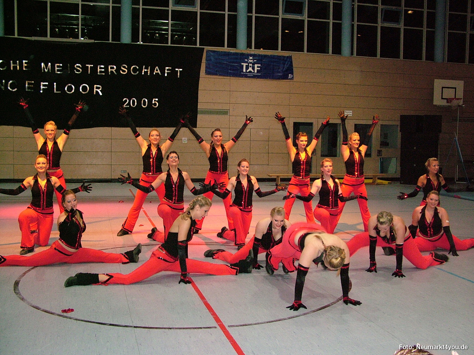 13 003 Danceflor Neumarkt