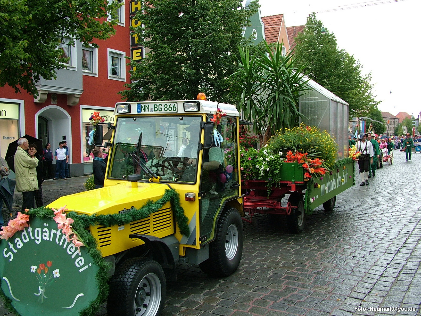 034 Volksfestzug 140805