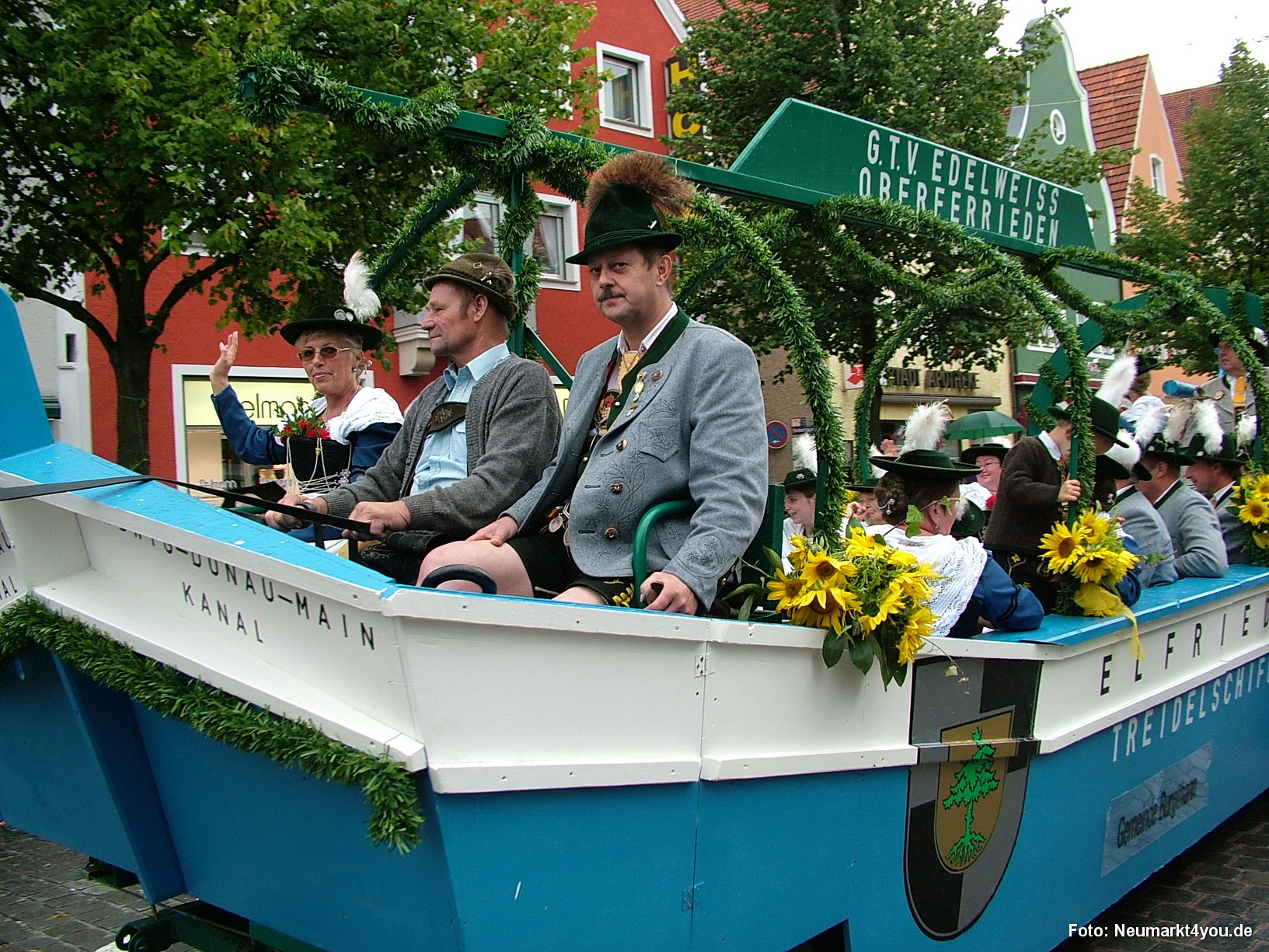 036 Volksfestzug 140805