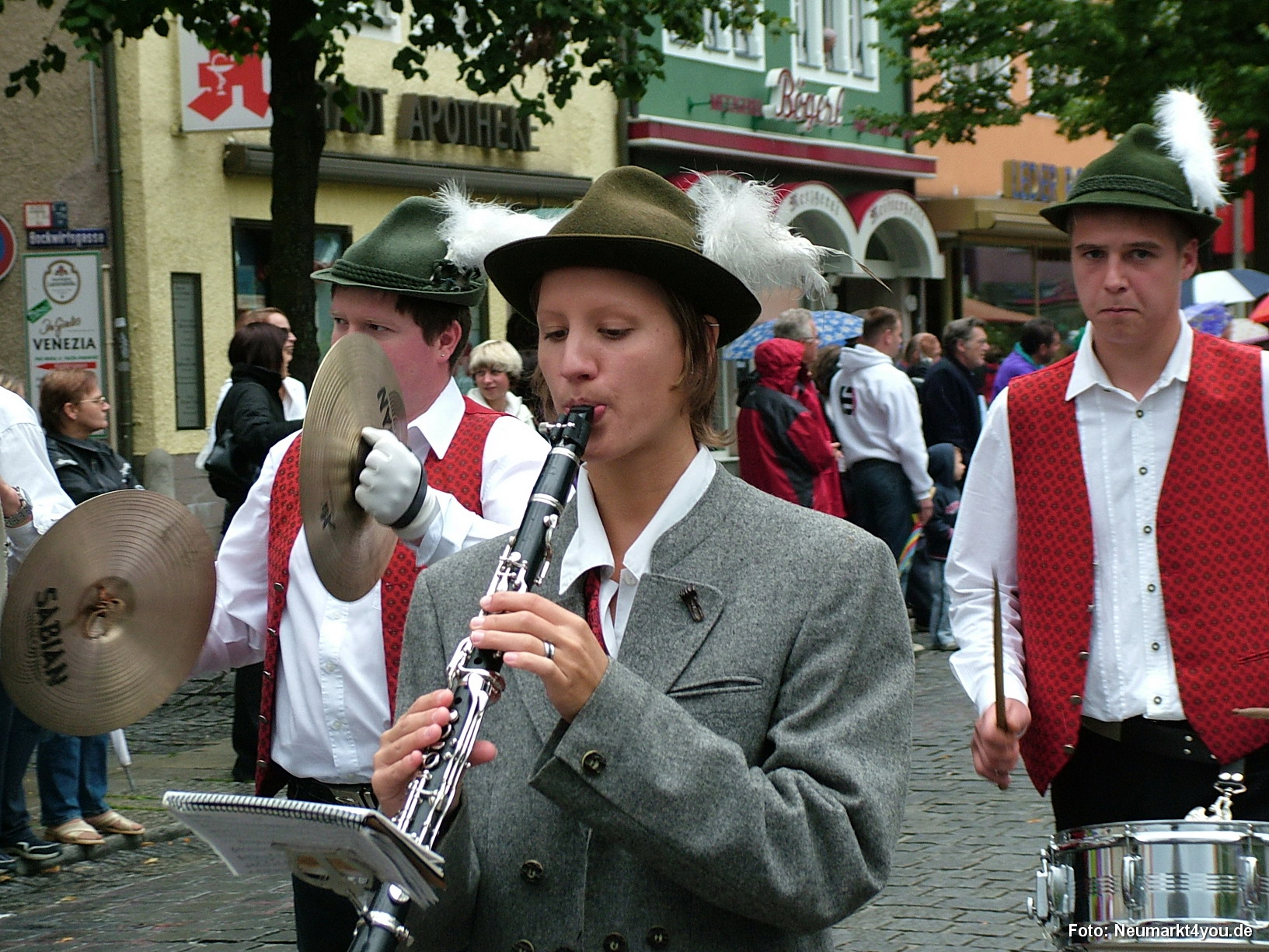040 Volksfestzug 140805