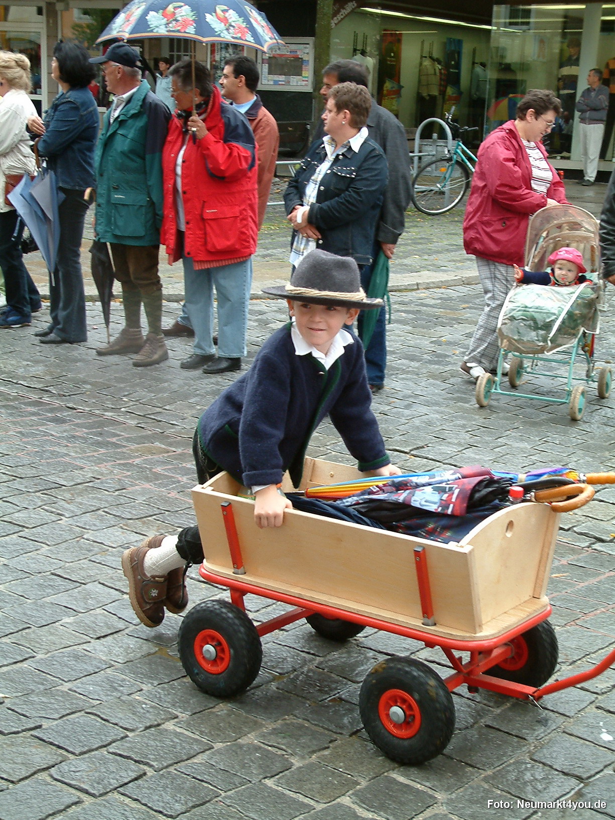 043 Volksfestzug 140805